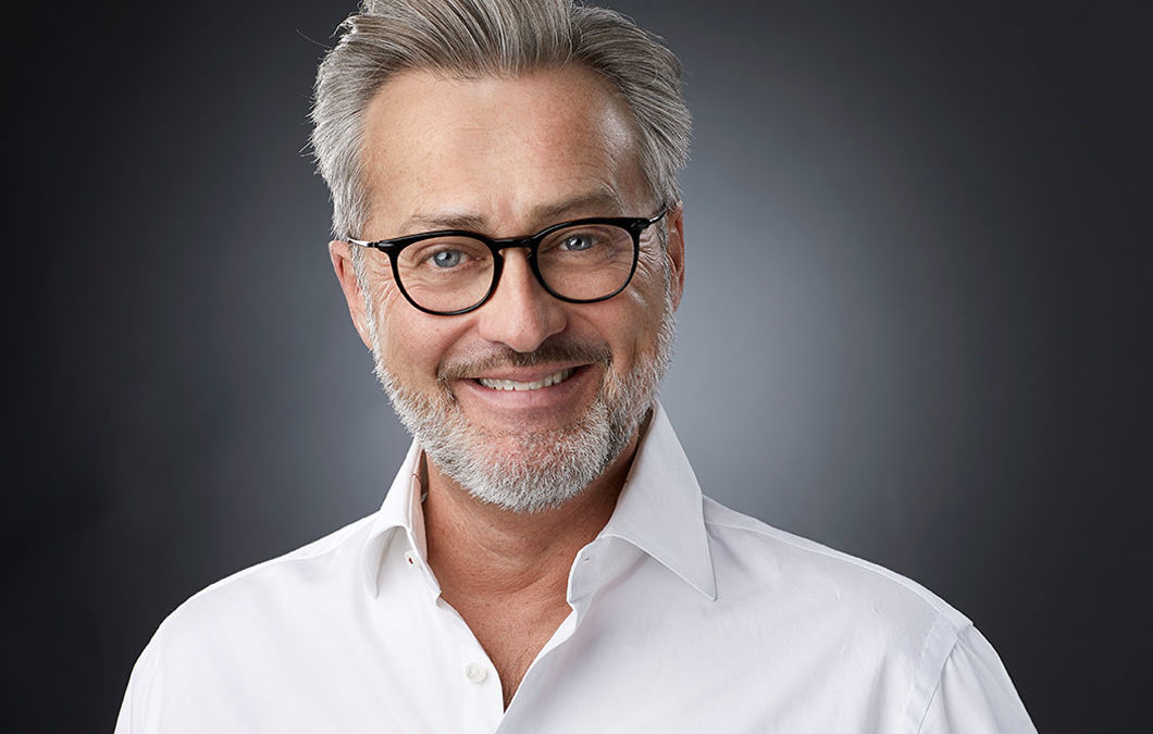 TONY IRVING